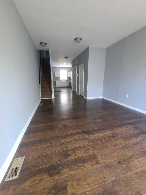 2613 W Fayette St - Photo 2 of 15