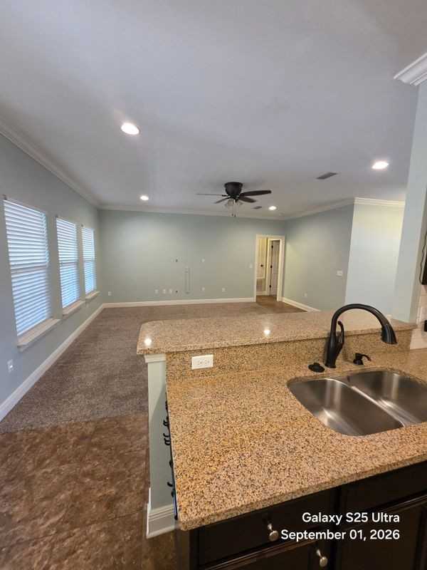 410 Serene Ct - Photo 3 of 12