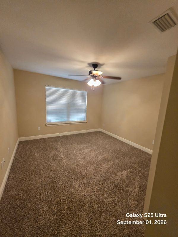 410 Serene Ct - Photo 5 of 12