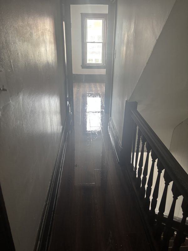 615 Emerald St - Photo 6 of 6