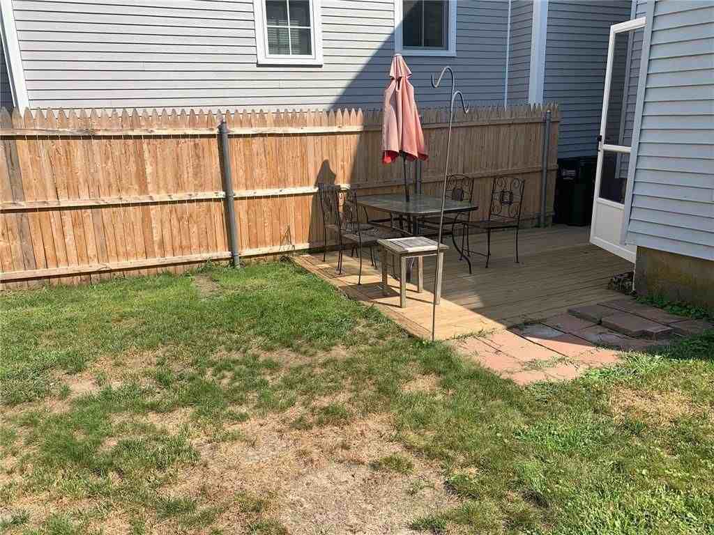 65 Roseneath Ave - Photo 3 of 26