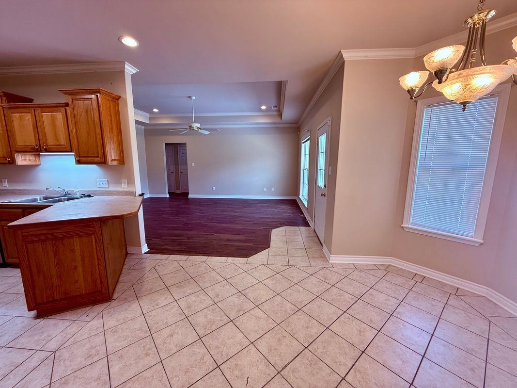 587 Long Beach Dr - Photo 6 of 18