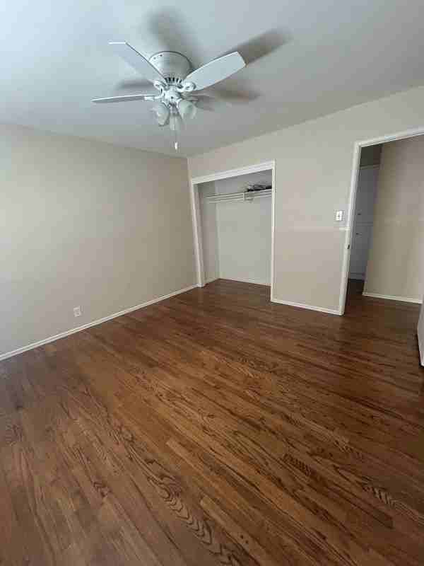 2020 Linden St - Photo 7 of 11