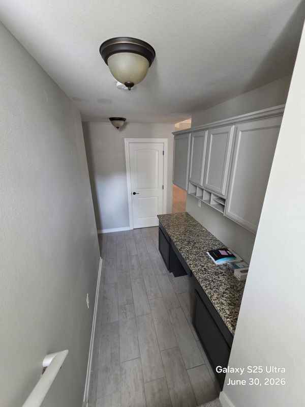 1703 19th St - Photo 6 of 13