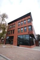 featured image of 410 Broadway St #300