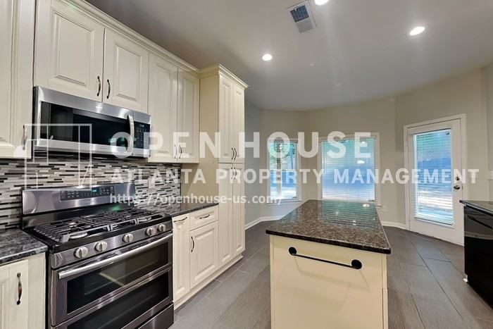 213 Park Creek Dr - Photo 6 of 20