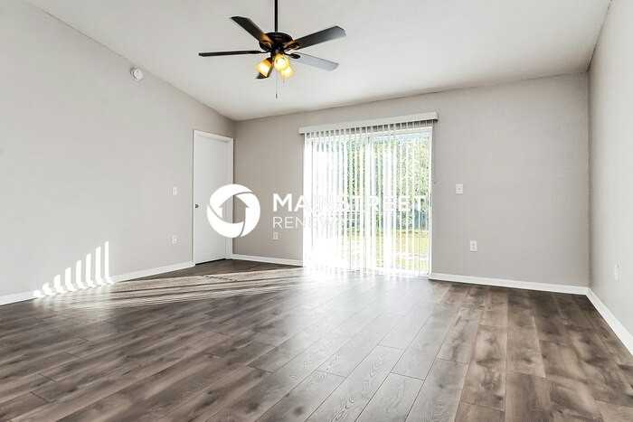 3702 Imperial Dr - Photo 3 of 16