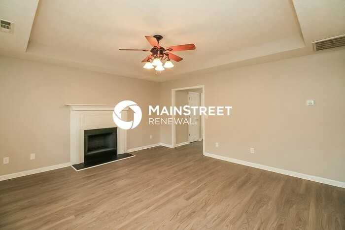 7 Mineral Springs Ct - Photo 2 of 16