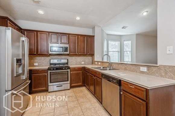 5403 Persimmon Pass - Photo 4 of 16