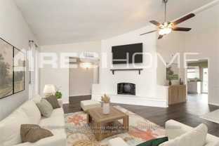 2725 Hackberry Ln - Photo 1 of 1
