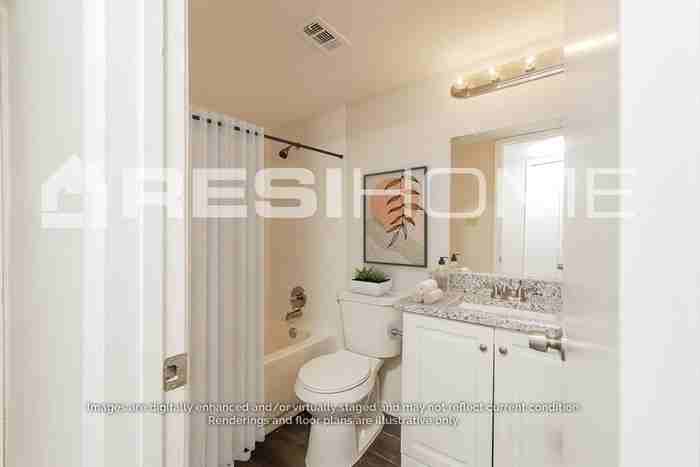 2725 Hackberry Ln - Photo 3 of 16