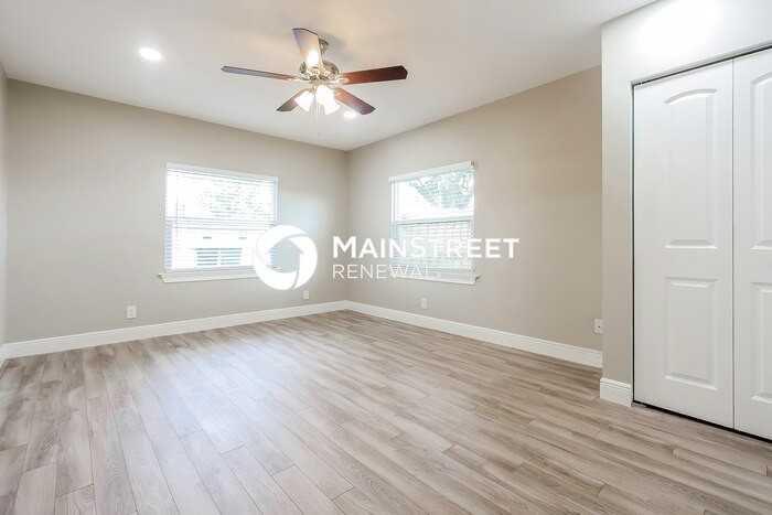 4412 W Bay Ave - Photo 7 of 15