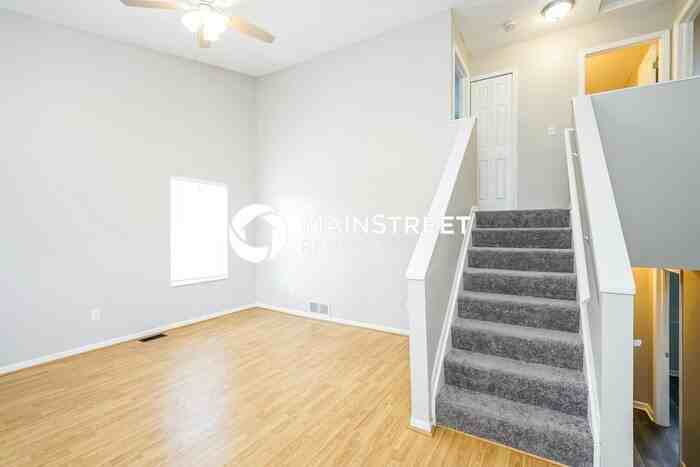1623 Butterfly Ct - Photo 2 of 18