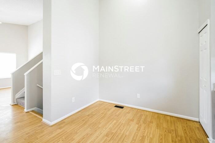 1623 Butterfly Ct - Photo 3 of 18