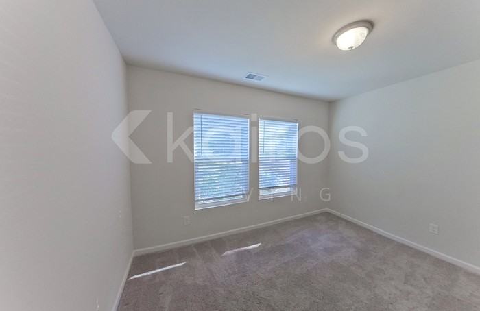 130 Sunrise Cir - Photo 2 of 23