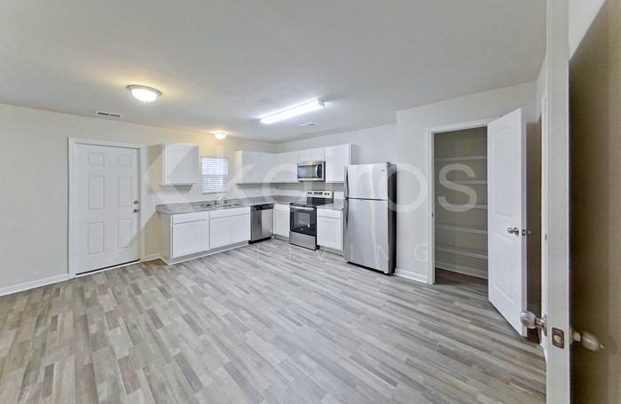 130 Sunrise Cir - Photo 4 of 23
