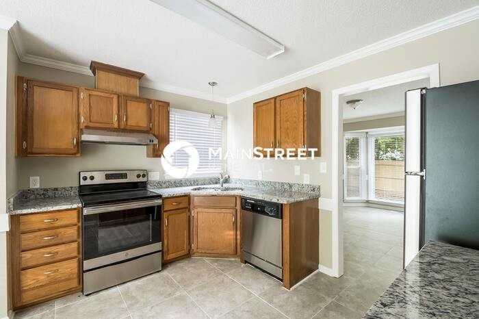 3008 W Folkestone Pl - Photo 5 of 16