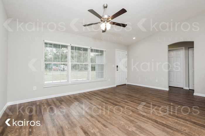 15930 Sw 35th Court Rd - Photo 2 of 15