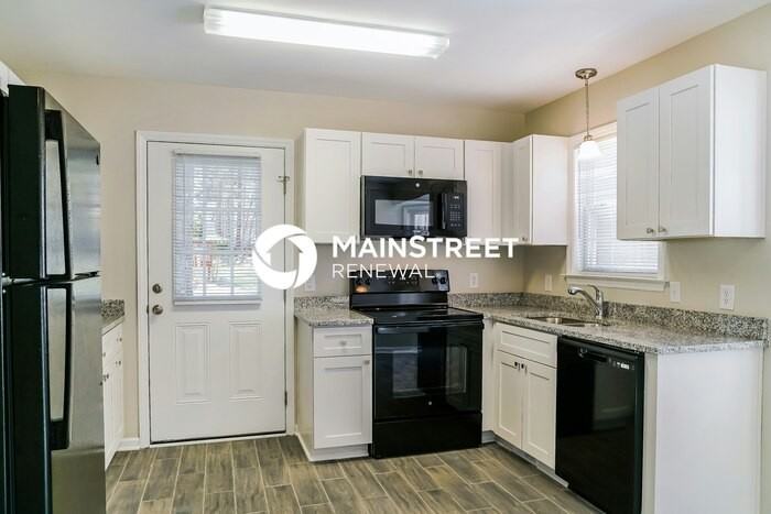 321 Hocutt Dr - Photo 7 of 17
