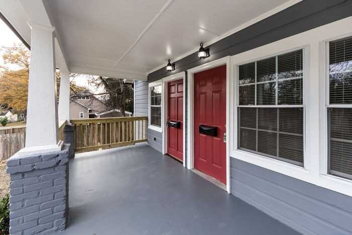 1613 Parson St #A - Photo 7 of 31