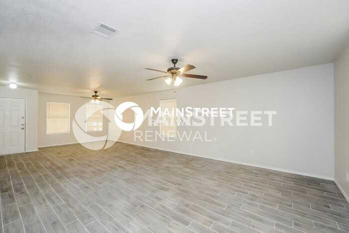 8641 Hawkview Dr - Photo 6 of 17