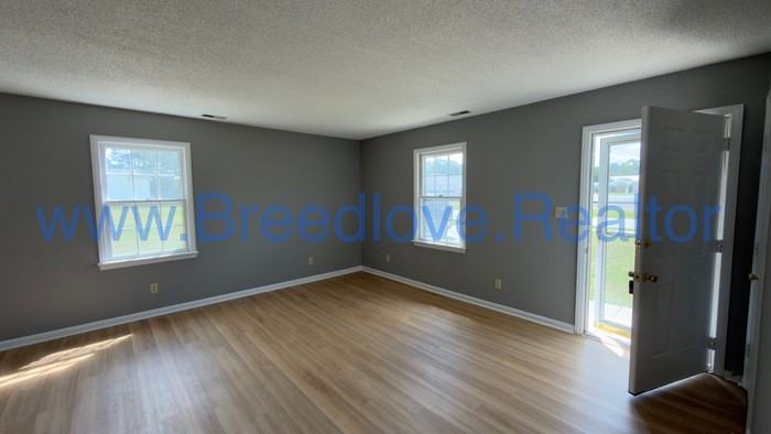 103 E Center St - Photo 2 of 11