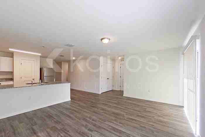 8845 102nd Ave - Photo 4 of 20