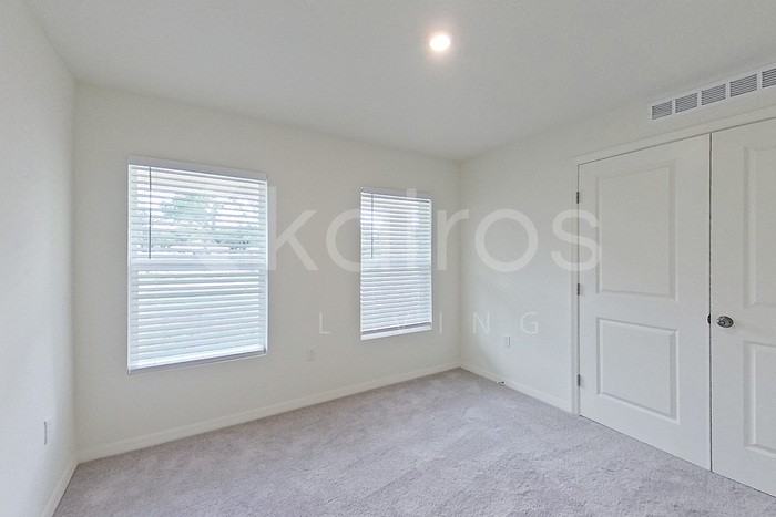 8845 102nd Ave - Photo 7 of 20