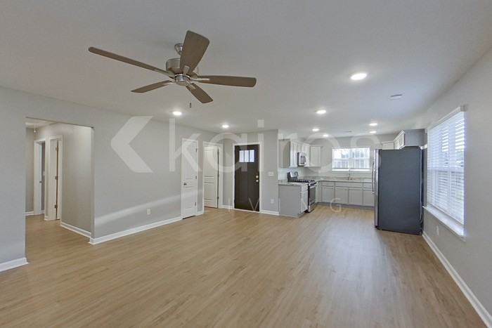 105 Denise Dr - Photo 5 of 21