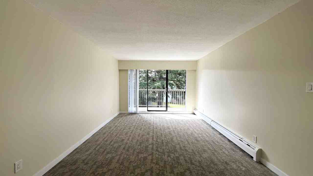 4895 55B Street - Photo 2 of 10