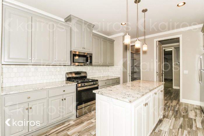 7305 Mosley St - Photo 6 of 17