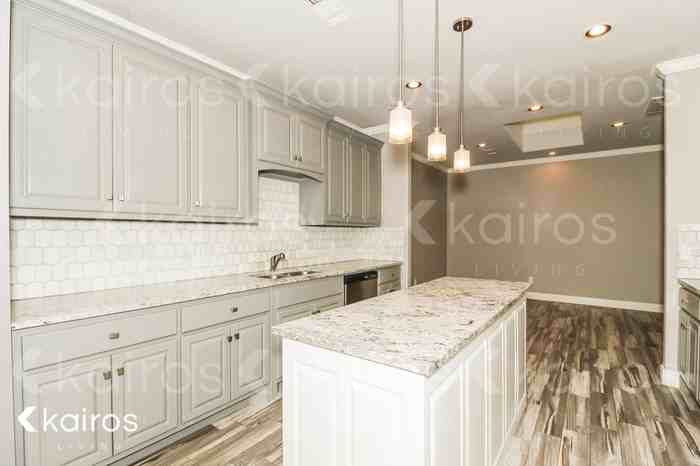 7305 Mosley St - Photo 7 of 17