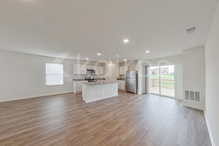 285 Gaston Cir - Photo 5 of 30