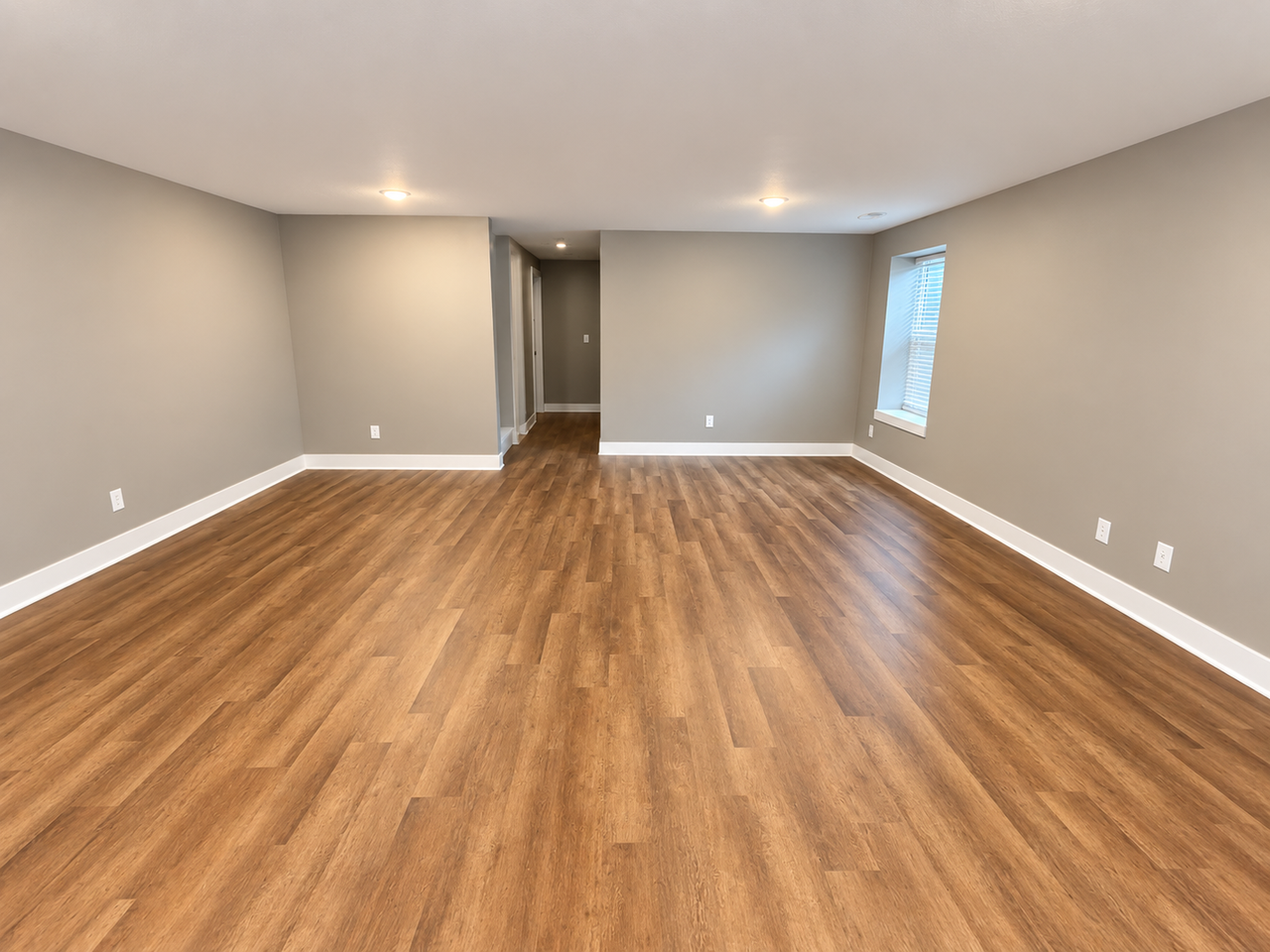 4606 S Doris Ct - Photo 4 of 8