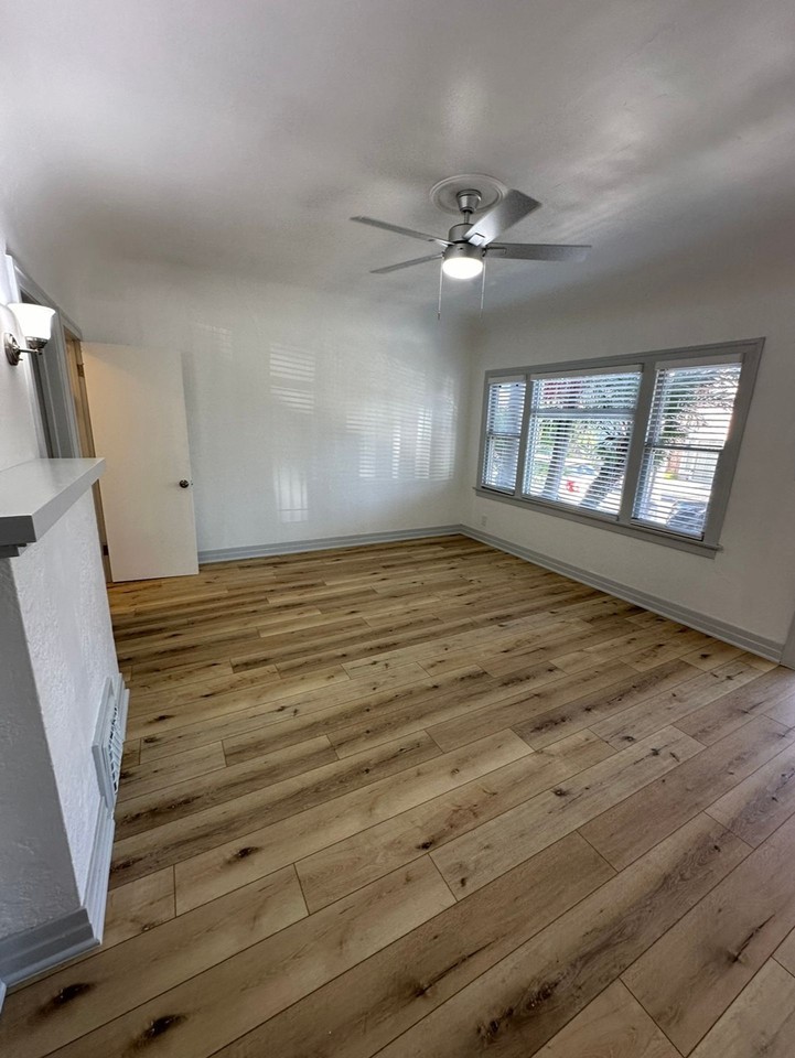 1631 E Florida St - Photo 4 of 8
