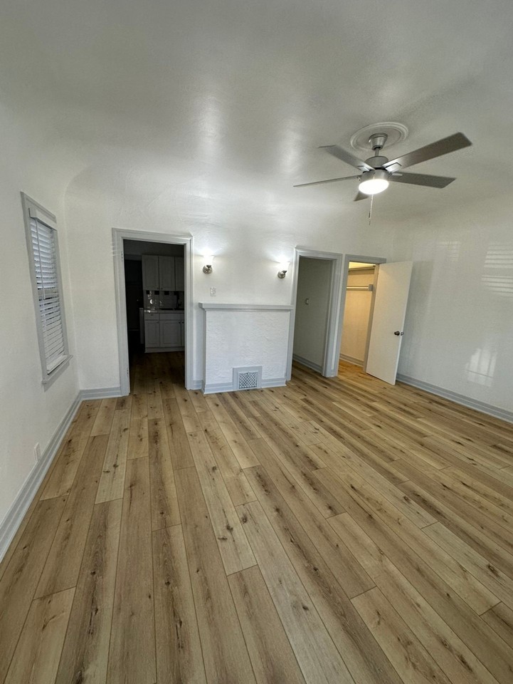 1631 E Florida St - Photo 5 of 8