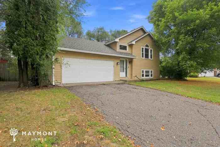 1509 80th Ave N - Photo 5 of 15
