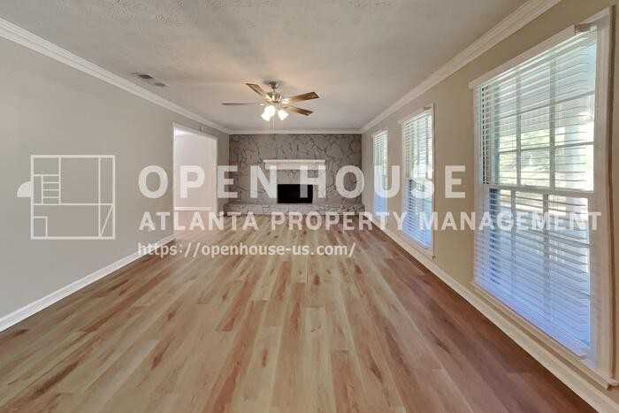 5054 Arbor Ln Sw - Photo 4 of 21