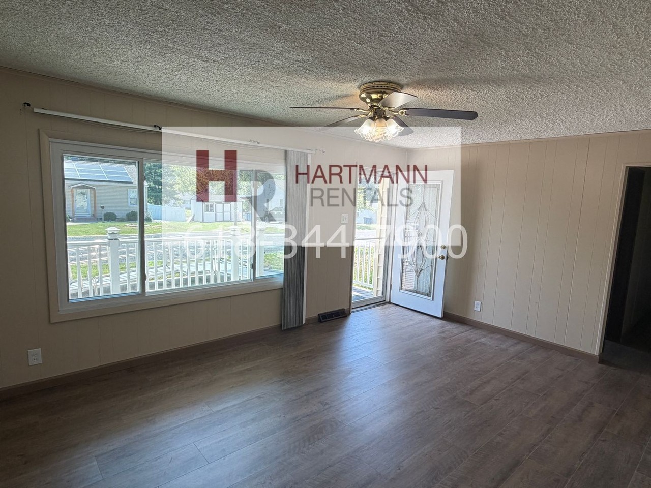203 Greenfield Dr - Photo 3 of 13