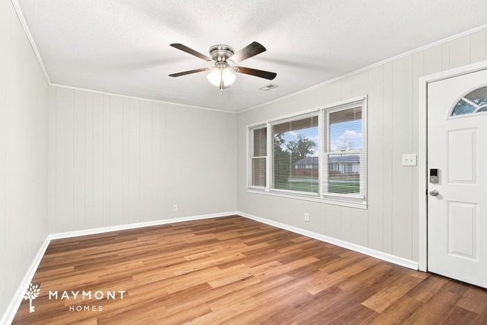 233 State Road S-42-2842 - Photo 4 of 15