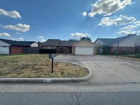 2312 Shadowlake Dr - Photo 1 of 1