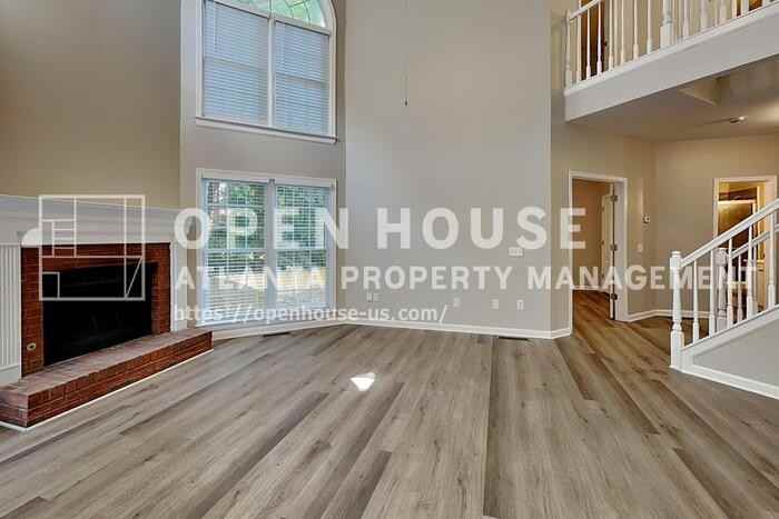 1494 Oglethorpe Dr - Photo 4 of 23