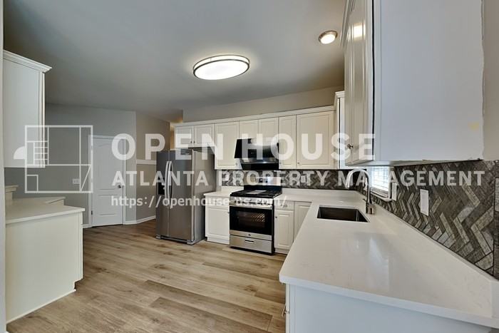 1494 Oglethorpe Dr - Photo 6 of 23