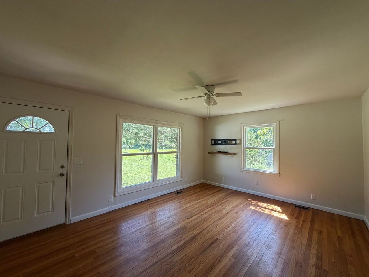 938 Elon Ossipee Rd - Photo 5 of 11