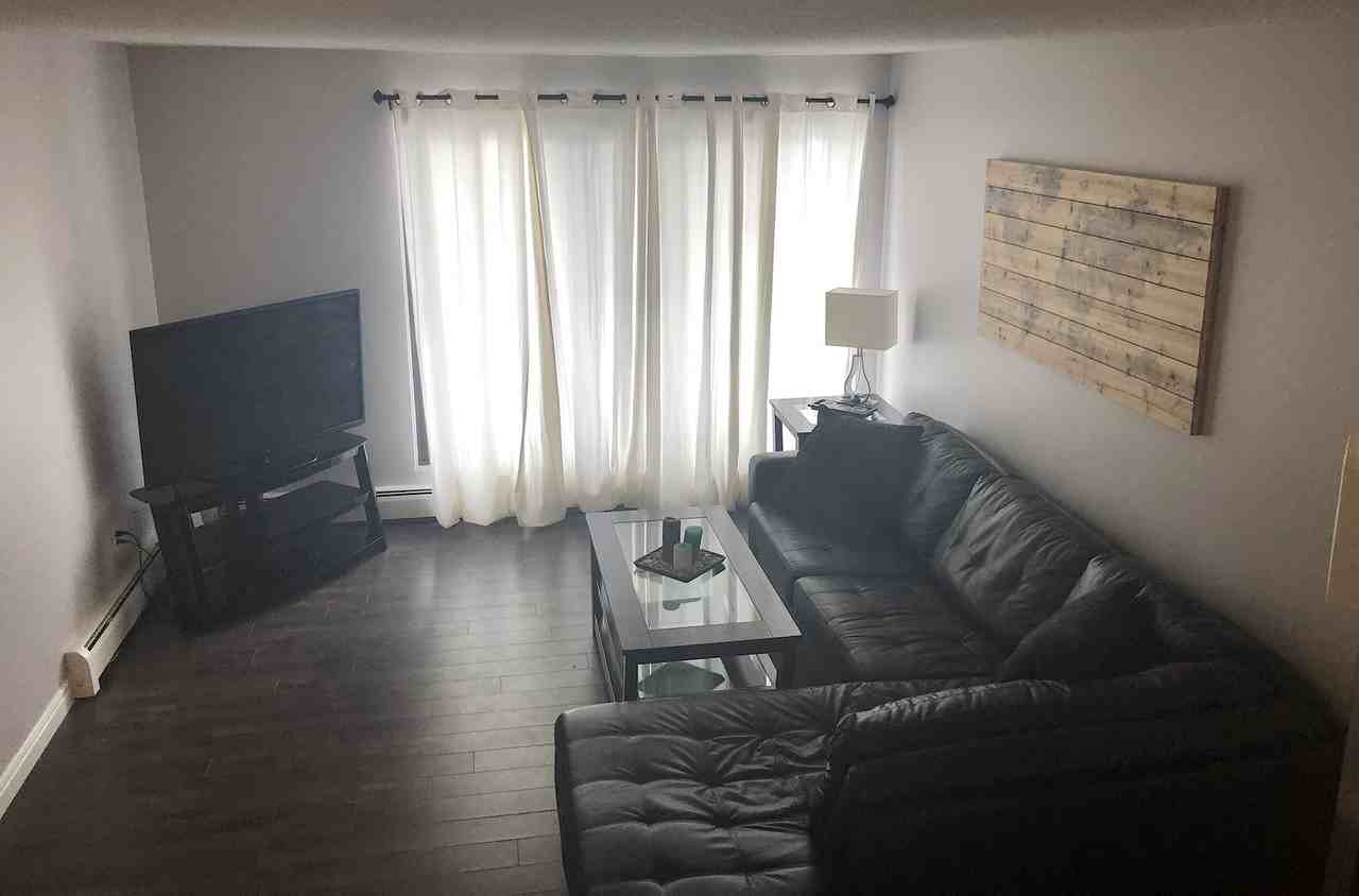 1330 15 Ave Sw - Photo 4 of 13