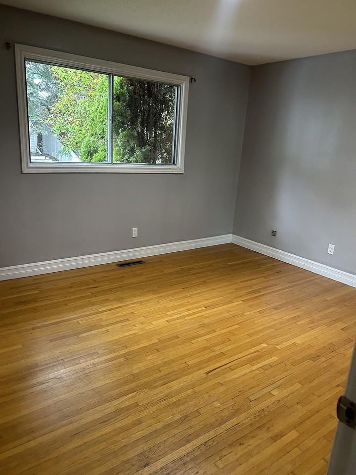 1335 University Dr Nw - Photo 6 of 16