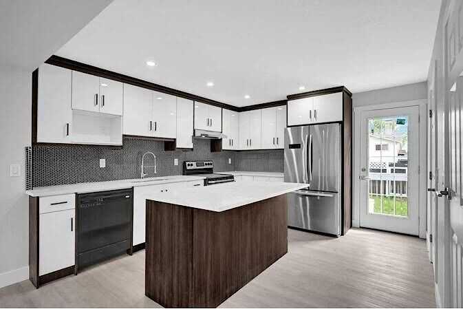 164 Castlegreen Close Ne - Photo 2 of 14