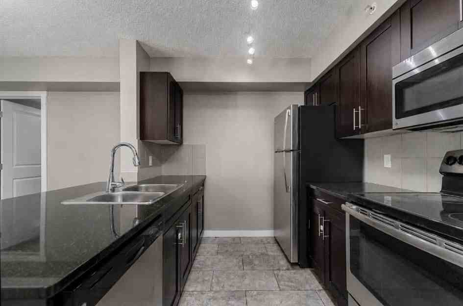 5804 - 5804 Mullen Place Northwest - Photo 3 of 18