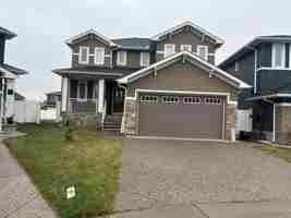 featured image of 48 Redstone Pk Ne