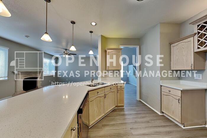 1677 Prescott Cir - Photo 7 of 20